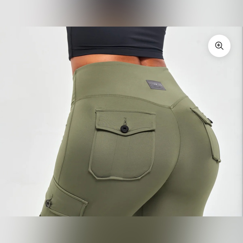 V-waist 7/8 Cargo Leggings